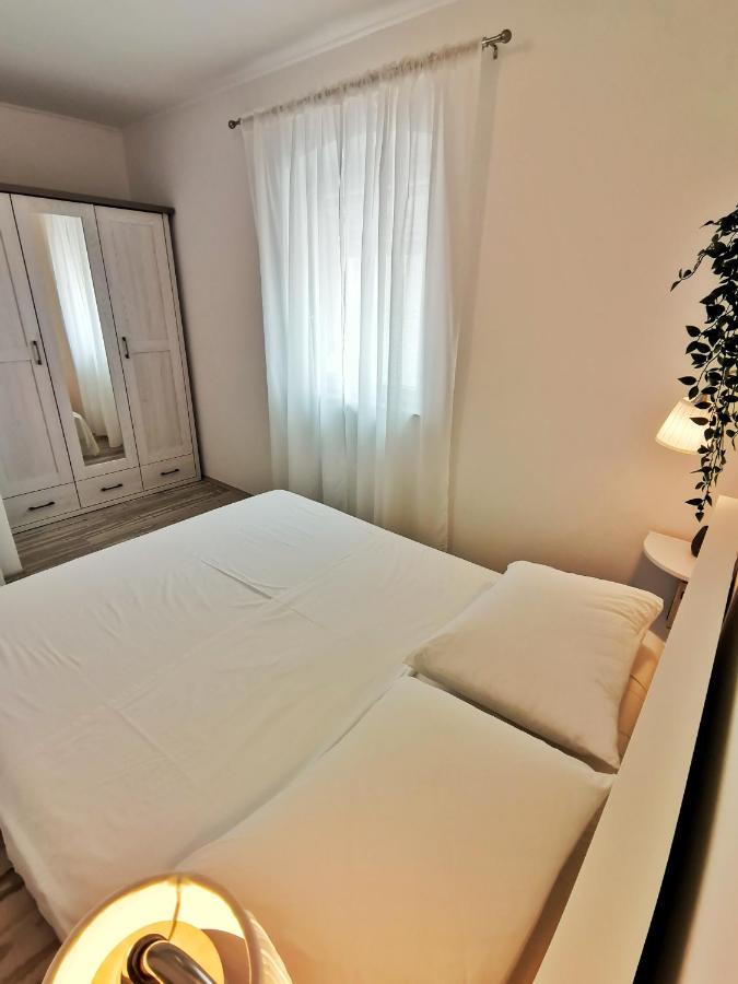 Apartment Roman Betina  Eksteriør bilde